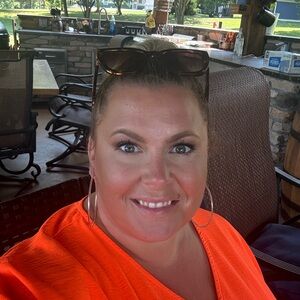 Meet your Posher, Aimee